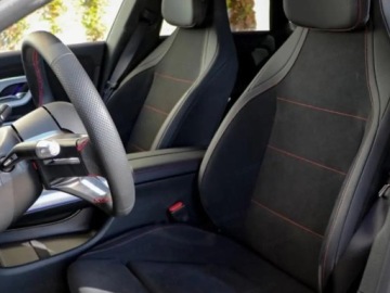 Mercedes CLA C118/X118 2025 MERCEDES-BENZ CLA 220 4-Matic AMG Line 1.5 (190KM) 2025, zdjęcie 5