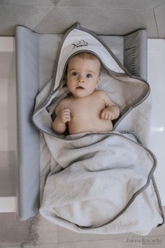 БАННОЕ ПОЛОТЕНЦЕ С КАПЮШОНОМ 100см LAPSI