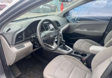 Hyundai Elantra VI 2019 Hyundai Elantra 2019 Elantra 2,0L AUTOMAT - w Polsce po oplatach i akcyzie, zdjęcie 8