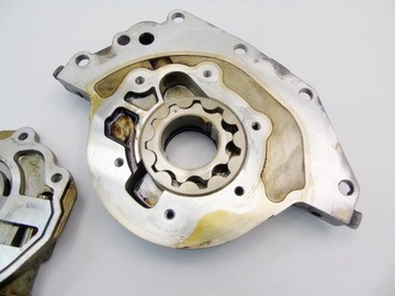 КРЫШКА МАСЛЯНОГО НАСОСА 1.3 8V FORD FIESTA V VI KA