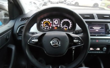 Skoda 2022 Skoda Fabia 2022r, Salonowa, 1.0 Benzyna. VAN, Uszkodzona. Poobijana. Jezd, zdjęcie 5