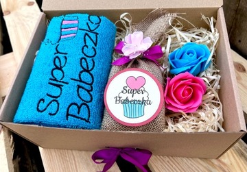 КРАСИВЫЙ НАБОР Полотенце с вышивкой Чай Мыло Розы Подарок на женский день