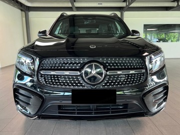 Mercedes GLB SUV Facelifting 2.0 220 190KM 2025 MERCEDES-BENZ GLB 220 4-Matic AMG Line 2.0 (190KM) 2025, zdjęcie 1
