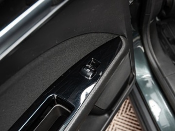 Ford Mondeo V Kombi 2.0 TDCi 150KM 2016 FORD Mondeo 2.0 TDCi Trend Combi 150KM 2016, zdjęcie 20