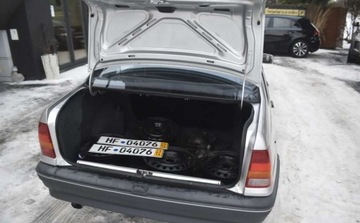 Opel Kadett E Sedan 1.4 i 60KM 1991 Opel Kadett Opel Kadett 1.4 GL 1.4 Benzyna 60KM, zdjęcie 11