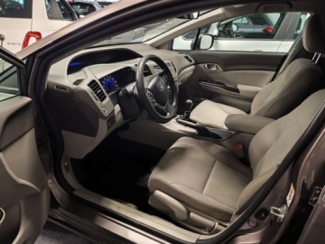 Honda Civic IX Sedan 1.8 i-VTEC 142KM 2013 Honda Civic IX 1.8 benzyna, zdjęcie 5