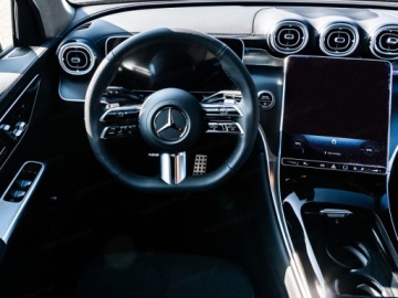 Mercedes GLC C254/X254 Coupe 2.0 220d 197KM 2025 MERCEDES-BENZ GLC 220 d 4-Matic AMG Line 2.0 (197KM) 2025, zdjęcie 9