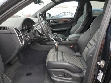 Porsche Cayenne III 2023 Porsche Cayenne 2023 PORSCHE CAYENNE COUPE, silnik 3.0, 44, od ubezpieczyc, zdjęcie 6