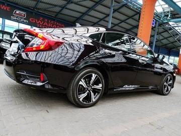 Honda Civic X Sedan 4d Facelifting 1.5 VTEC TURBO 182KM 2019 Honda Civic TYLKO 49tyś KM Kraj 1wł BEZWYP 182KM, zdjęcie 4