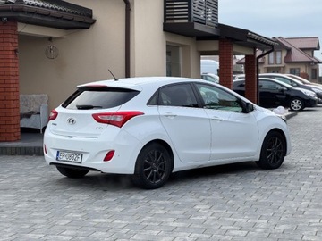 Hyundai i30 II 2016 Hyundai i30 1.4 Benz Bogate wyposazenie 1.4 Benzyna 102KM, zdjęcie 6