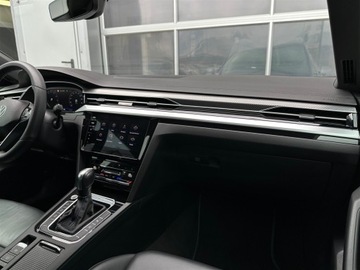 Volkswagen Arteon Shooting Brake R 2.0 TSI 320KM 2022 Volkswagen Arteon 2.0TSI 320KM 4X4 R DSG l DCC, Pa, zdjęcie 12