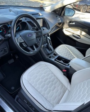 Ford Kuga II SUV Facelifting 1.5 EcoBoost 182KM 2018 Ford Kuga Vignale,182 konie,Automat,4x4 1.5 Benzyna 182KM, zdjęcie 5