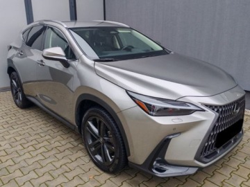 Lexus NX II SUV Facelifting 2.5 450h+ 292KM 2026 Od ręki - Prestige 2.5 Plug-in Hybrid 292KM, zdjęcie 2