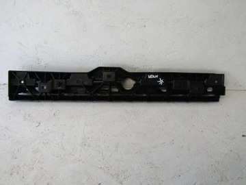 BMW 5 G30 G31 Кронштейн правого порога 51777387344