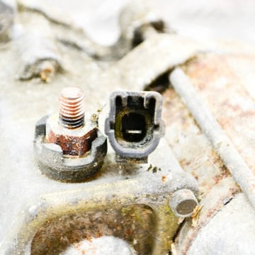 N/A STARTÉR TOYOTA LAND CRUISER 80 J8 4.0 FJ80