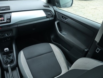 Skoda Fabia III Hatchback 1.0 TSI 110KM 2017 Skoda Fabia 1.0 TSI, Salon Polska, Serwis ASO, zdjęcie 7