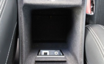 Volvo XC60 I SUV Facelifting 2.0 D4 DRIVE-E 190KM 2015 Volvo XC 60 2.0D 190KM D4 POLIFT Drive-e Salon PL po wym rozrzadu el. klap, zdjęcie 24