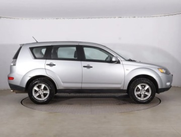 Mitsubishi Outlander II 2.0 DID DOHC 140KM 2008 Mitsubishi Outlander 2.0 DI-D, Salon Polska, 4X4, zdjęcie 5