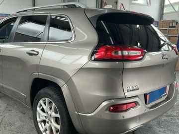 Jeep Cherokee V Terenowy 2.2 MJD 200KM 2016 Jeep Cherokee 2.2 M-Jet Overland 4WD, zdjęcie 7