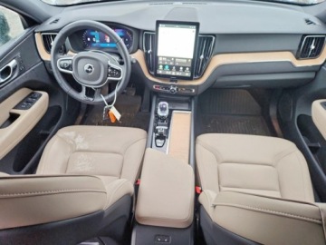 Volvo XC60 II 2026 Volvo XC 60 Plus 2026 2.0 Benzyna 247KM, zdjęcie 8