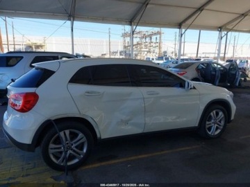 Mercedes GLA I 2017 Mercedes-Benz GLA 2018 MERCEDES-BENZ GLA 250 4MATIC 2.0 Benzyna 208KM, zdjęcie 3