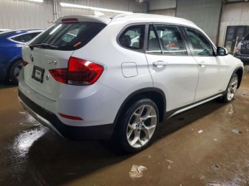 BMW X1 F48 2015 BMW X1 xDrive28i 2015 2.0 Benzyna 240KM, zdjęcie 3