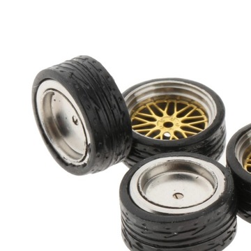 Литая гоночная модель автомобиля в масштабе 1:64