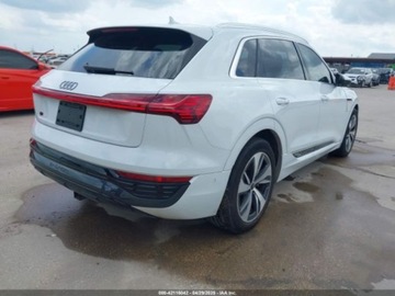 Audi Q8 2024 Audi Q8 E-Tron Premium Plus Quattro 2024 Elektryczny 402KM, zdjęcie 5