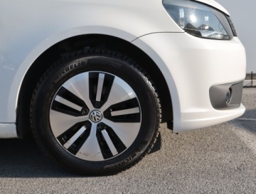 Volkswagen Touran II 1.6 TDI 105KM 2011 VW Touran 1.6 TDI, DSG, Klima, Klimatronic, zdjęcie 14