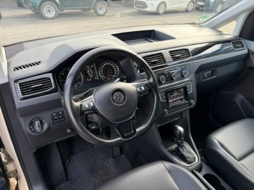 Volkswagen Caddy IV Kombi Maxi 2.0 TDI SCR BlueMotion Technology 102KM 2019 Volkswagen Caddy niepełnosprawnych rampa inwalida, zdjęcie 22