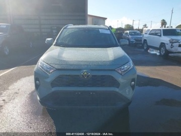 Toyota 2021 Toyota RAV4 2021r., XLE, od ubezpieczalni 2.5 Benzyna 203KM, zdjęcie 1