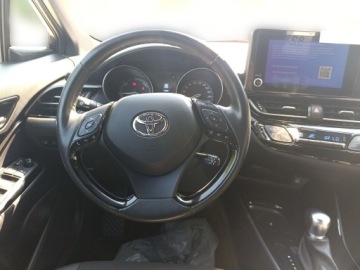 Toyota C-HR I Crossover Facelifting 1.8 Hybrid 122KM 2023 Toyota C-HR 1.8 Hybrid Style Toyota C-HR 1.8 Hybri, zdjęcie 13