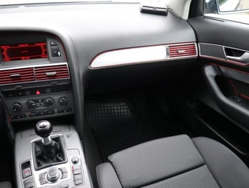 Audi A6 C6 Limousine 2.4 V6 24V 177KM 2004 Audi A6 2.4, GAZ, Klima, Klimatronic, zdjęcie 7