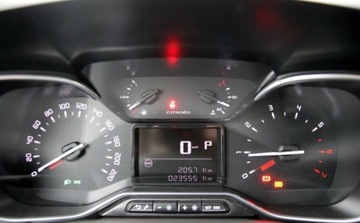 Citroen C3 Aircross  I Crossover Facelifting 1.2 PureTech 130KM 2023 Citroen C3 Aircross 1.2 PureTech Shine Pack SS EAT6 Automat SalonPL Gwar, zdjęcie 17