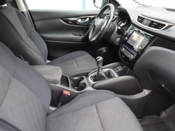Nissan Qashqai II Crossover 1.2 DIG-T 115KM 2015 Nissan Qashqai 1.2 DIG-T, Salon Polska, zdjęcie 8