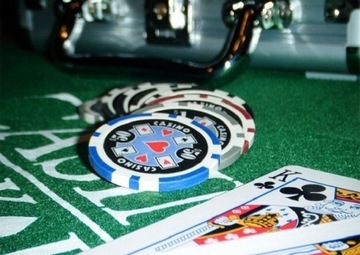 Набор для суперпокера: 500 тяжелых фишек номиналом