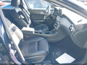 Mercedes GLA I 2018 Mercedes-Benz GLA GLA 250, od ubezpieczalni 2.0 Benzyna 208KM, zdjęcie 10