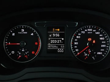 Audi Q3 I SUV Facelifting 2.0 TDI 150KM 2015 Audi Q3 4x4 xenon/LED klima auto czujniki, zdjęcie 21