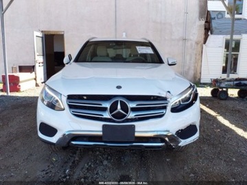 Mercedes GLC C253 2018 Mercedes-Benz GLC 2018 r., 2,0L 4 MATIC 2.0 Benzyna 241KM, zdjęcie 1