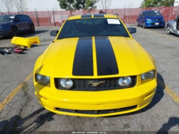 Ford Mustang V 2006 Ford Mustang GT 2006 4.6 Benzyna 300KM, zdjęcie 7
