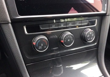 Volkswagen Golf VII Variant Facelifting 1.5 TSI BMT 130KM 2019 Volkswagen Golf Comfortline, ACC, Czujniki parkowania, Salon Polska 1.5, zdjęcie 21