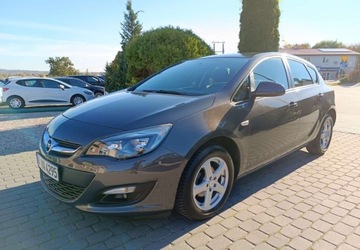 Opel Astra J GTC 1.4 100KM 2014