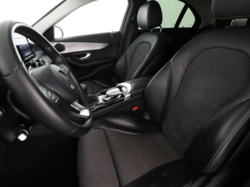 Mercedes Klasa C W205 Limuzyna 180 156KM 2016 Mercedes C 180 półskóra navi klima auto, zdjęcie 12