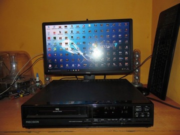 Видеомагнитофон PRECISION WD32