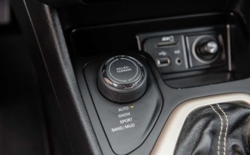 Jeep Cherokee V 2015 Jeep Cherokee 2.2CRD 200KM 4x4 Skora Navi Camera Xenon Alu Full Gwarancji, zdjęcie 20