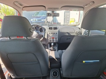 Alfa Romeo 147 Hatchback 1.6 i 16V T.Spark 120KM 2002 Alfa Romeo 147, zdjęcie 22