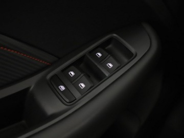MG ZS I 2023 MG ZS niski przebieg PDC tempomat, zdjęcie 34