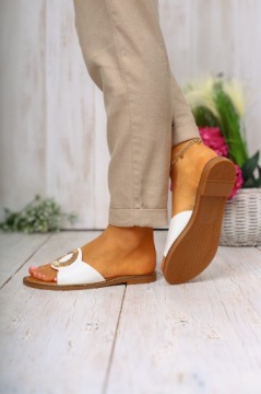 ЖЕНСКИЕ ШЛЕПАНЦЫ ЛЕТНИЕ ПЛОСКИЕ БЕЛЫЕ ПРЕКРАСНЫЕ УДОБНЫЕ