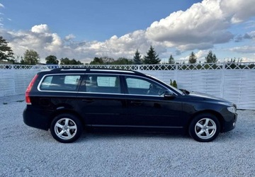 Volvo V70 III Kombi Facelifting 2.0 D2 DRIVE-E 120KM 2016 Volvo V70 Volvo V70 D2 Geartronic Summum 2.0 Diesel 120KM, zdjęcie 28