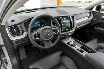 Volvo XC60 II 2024 Volvo XC 60 B5 Ultra Dark 250KM, DEMO!, zdjęcie 10